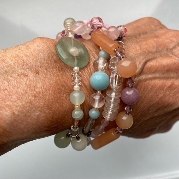 Vintage Boho Pink Gemstone Crystal Beaded Layered Bracelet - Picture 1 of 15